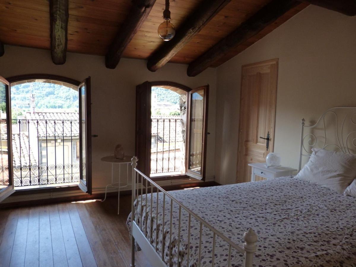 Les Magranes Bed & Breakfast Argelaguer ภายนอก รูปภาพ