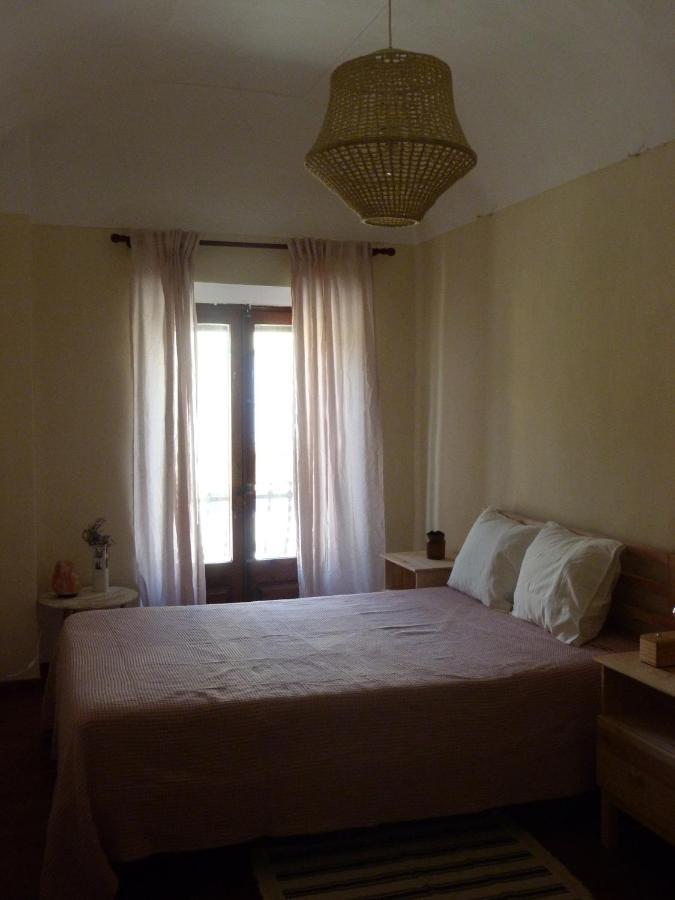 Les Magranes Bed & Breakfast Argelaguer ภายนอก รูปภาพ