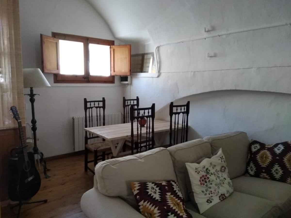 Les Magranes Bed & Breakfast Argelaguer ภายนอก รูปภาพ