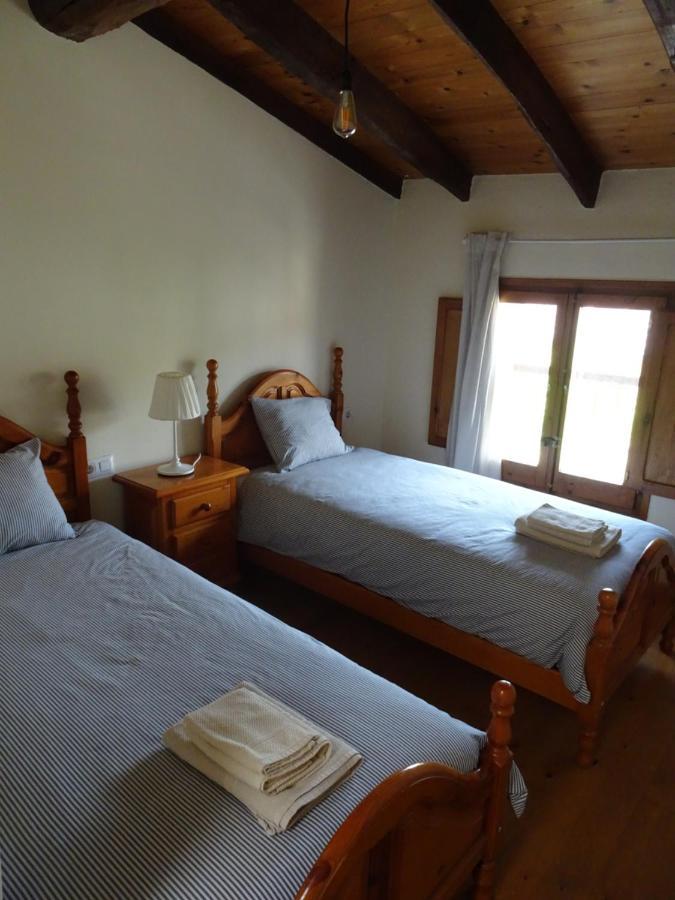 Les Magranes Bed & Breakfast Argelaguer ภายนอก รูปภาพ